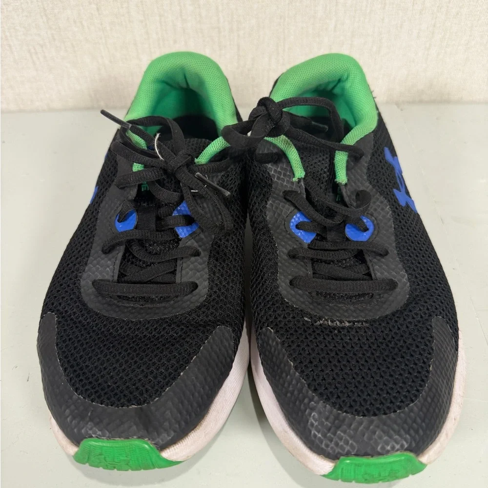 Under Armour‎ Kids Black and Blue Sneakers